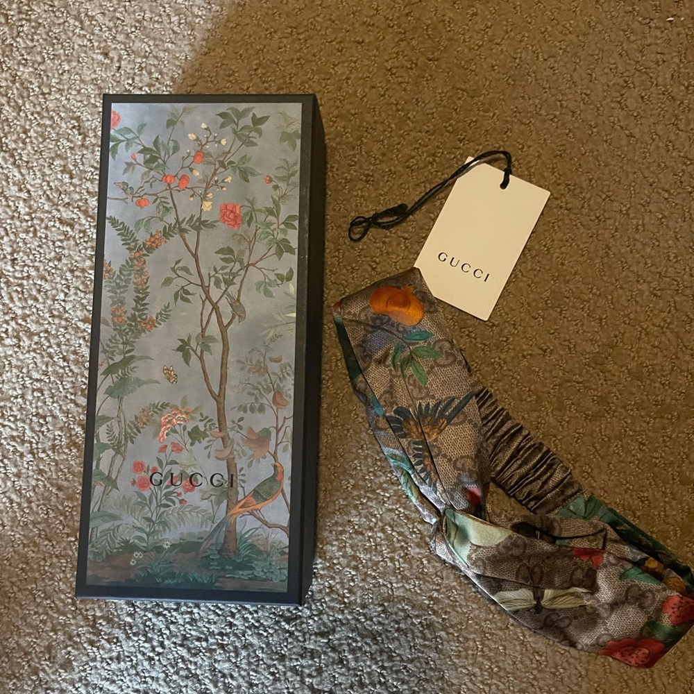 Authentic Gucci headband